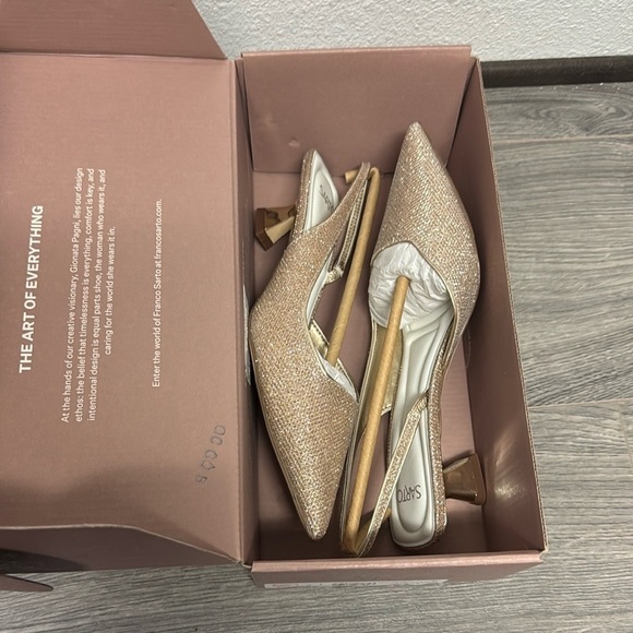 Franco Sarto Devin Slingback Pump In Platinum Fabric (WIDE) - Picture 2 of 10